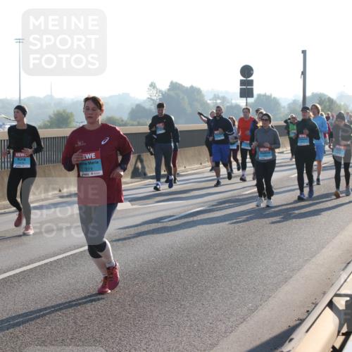 03.10.2025 - Köhlbrandbrückenlauf Lena Gebhardt http://msf.ph/oto/9043512 03.10.2025 09:26:40 Position 1 2148, 3019 meine-sportfotos.de