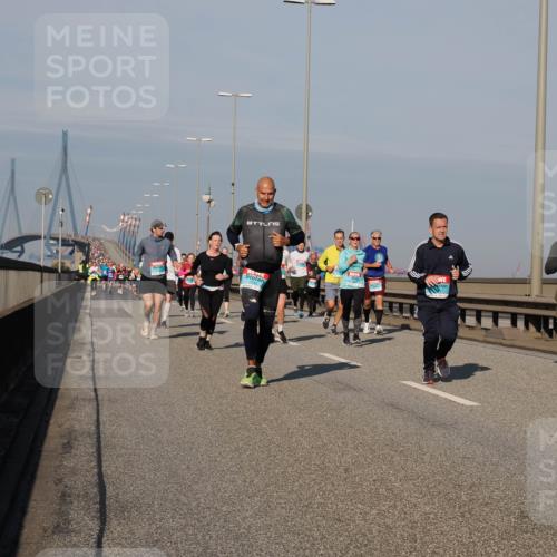 03.10.2025 - Köhlbrandbrückenlauf Fabian Wolf http://msf.ph/oto/9043530 03.10.2025 09:56:33 Position 3  meine-sportfotos.de
