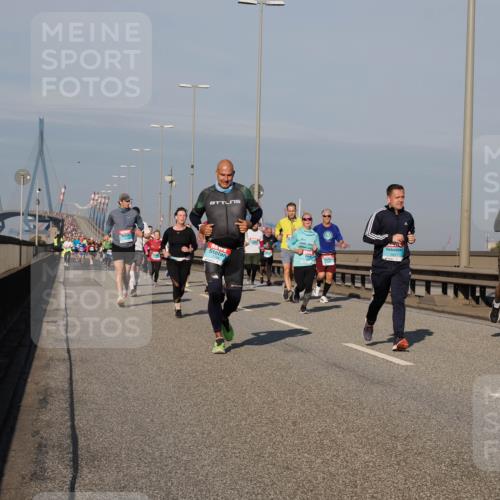 03.10.2025 - Köhlbrandbrückenlauf Fabian Wolf http://msf.ph/oto/9043536 03.10.2025 09:56:33 Position 3 1611 meine-sportfotos.de