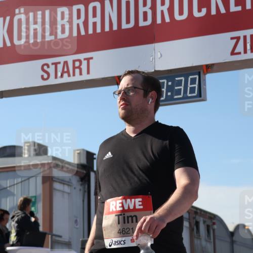 03.10.2025 - Köhlbrandbrückenlauf Luisa Fischer http://msf.ph/oto/9043669 03.10.2025 13:39:36 Ziel 4621, 5135, 5176, 5444, 5991, 6259 meine-sportfotos.de