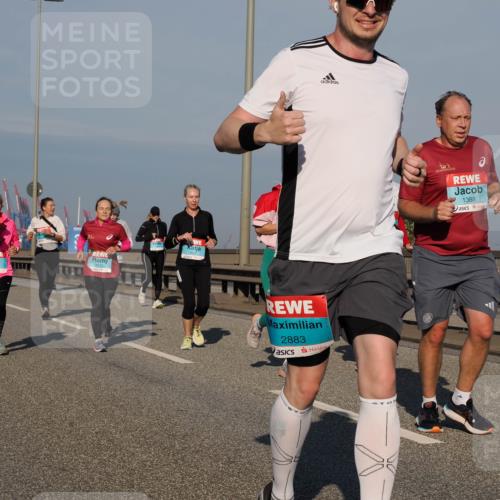 03.10.2025 - Köhlbrandbrückenlauf Fabian Wolf http://msf.ph/oto/9043793 03.10.2025 09:56:42 Position 3 3735, 1515, 2883, 1388 meine-sportfotos.de