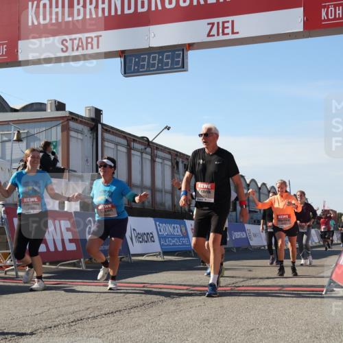 03.10.2025 - Köhlbrandbrückenlauf Luisa Fischer http://msf.ph/oto/9043812 03.10.2025 13:39:52 Ziel 5264, 5484, 5487, 5508, 5565, 5566, 6399, 6400, 6401, 6403 meine-sportfotos.de
