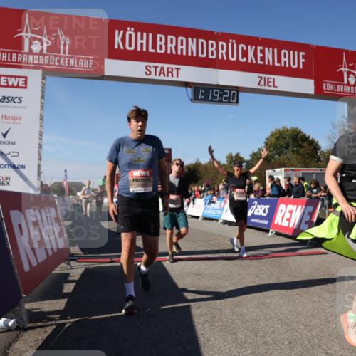 03.10.2025 - Köhlbrandbrückenlauf Lena Gebhardt http://msf.ph/oto/9043858 03.10.2025 13:19:20 Ziel 4143, 4593, 4632, 4690, 4725, 4727, 4828, 4996, 5443, 5451, 5853, 5858, 6057, 6225, 6226, 6230, 6576 meine-sportfotos.de