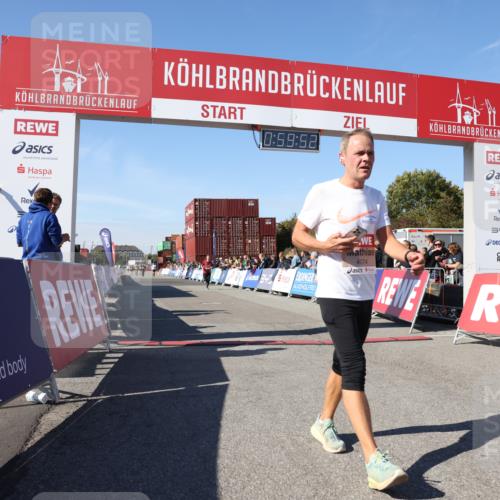 03.10.2025 - Köhlbrandbrückenlauf Lena Gebhardt http://msf.ph/oto/9043889 03.10.2025 12:59:52 Ziel 4074, 4554, 6142, 6254, 6601, 6654 meine-sportfotos.de