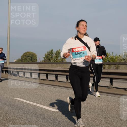 03.10.2025 - Köhlbrandbrückenlauf Fabian Wolf http://msf.ph/oto/9043953 03.10.2025 09:56:47 Position 3 1455, 3326 meine-sportfotos.de