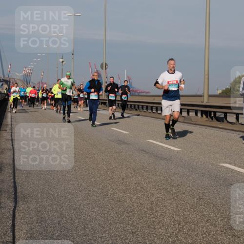 03.10.2025 - Köhlbrandbrückenlauf Fabian Wolf http://msf.ph/oto/9043959 03.10.2025 09:56:49 Position 3  meine-sportfotos.de