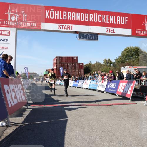 03.10.2025 - Köhlbrandbrückenlauf Lena Gebhardt http://msf.ph/oto/9043970 03.10.2025 13:00:03 Ziel 4261, 4319, 4554, 6368 meine-sportfotos.de