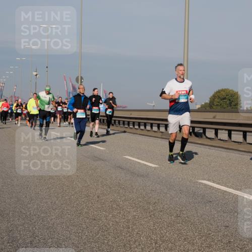 03.10.2025 - Köhlbrandbrückenlauf Fabian Wolf http://msf.ph/oto/9043982 03.10.2025 09:56:50 Position 3 2214 meine-sportfotos.de
