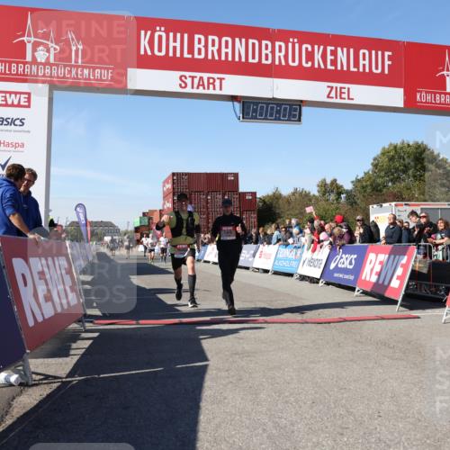 03.10.2025 - Köhlbrandbrückenlauf Lena Gebhardt http://msf.ph/oto/9043987 03.10.2025 13:00:04 Ziel 4261, 4319, 4554, 6097, 6368 meine-sportfotos.de
