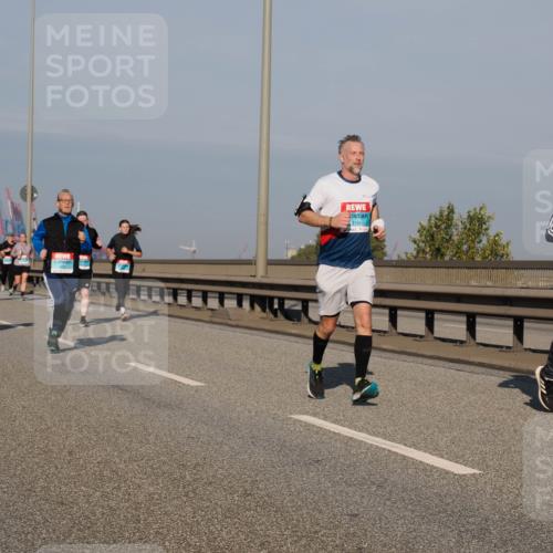 03.10.2025 - Köhlbrandbrückenlauf Fabian Wolf http://msf.ph/oto/9044012 03.10.2025 09:56:51 Position 3 3166, 2214 meine-sportfotos.de