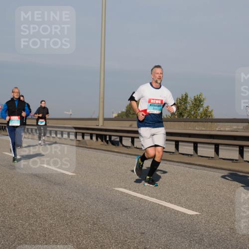 03.10.2025 - Köhlbrandbrückenlauf Fabian Wolf http://msf.ph/oto/9044020 03.10.2025 09:56:51 Position 3 3166, 2214 meine-sportfotos.de