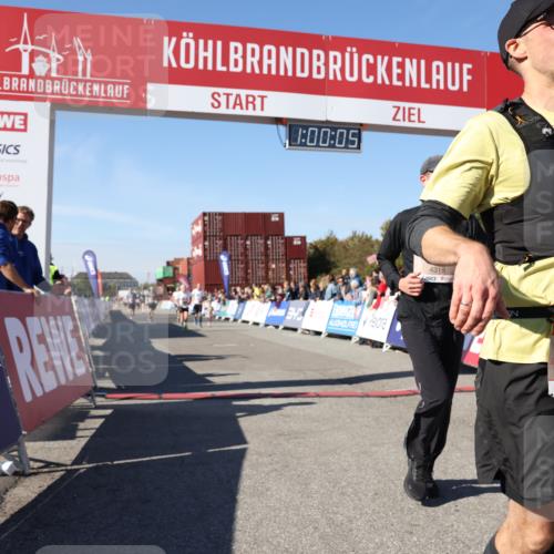 03.10.2025 - Köhlbrandbrückenlauf Lena Gebhardt http://msf.ph/oto/9044022 03.10.2025 13:00:05 Ziel 4192, 4261, 4319, 4554, 6097, 6203, 6368 meine-sportfotos.de