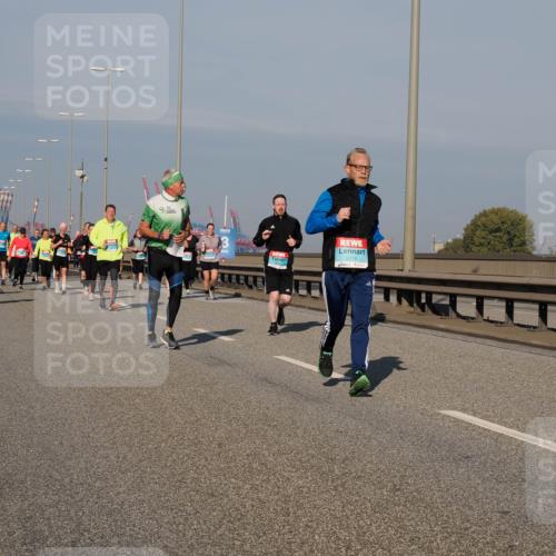 03.10.2025 - Köhlbrandbrückenlauf Fabian Wolf http://msf.ph/oto/9044057 03.10.2025 09:56:53 Position 3 2215 meine-sportfotos.de