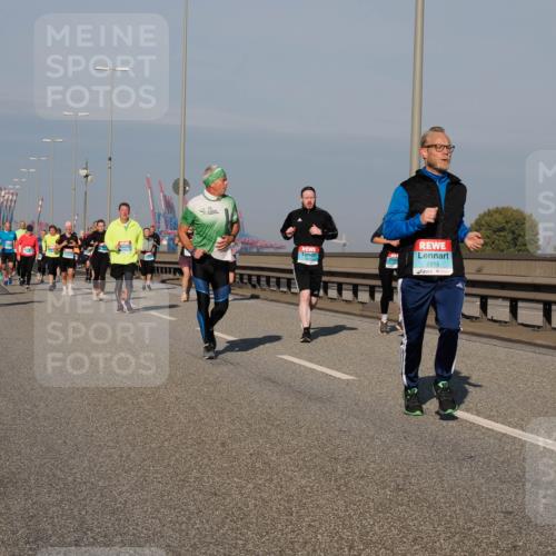 03.10.2025 - Köhlbrandbrückenlauf Fabian Wolf http://msf.ph/oto/9044075 03.10.2025 09:56:53 Position 3 2215 meine-sportfotos.de