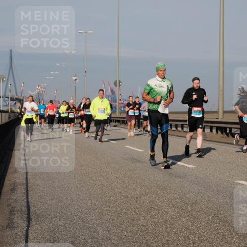 03.10.2025 - Köhlbrandbrückenlauf Fabian Wolf http://msf.ph/oto/9044105 03.10.2025 09:56:54 Position 3 15, 3515 meine-sportfotos.de