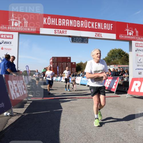 03.10.2025 - Köhlbrandbrückenlauf Lena Gebhardt http://msf.ph/oto/9044118 03.10.2025 13:00:10 Ziel 4020, 4192, 4261, 4319, 6097, 6203, 6368, 6798 meine-sportfotos.de