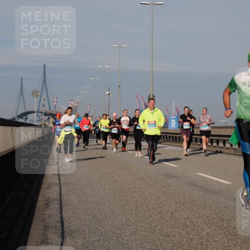 03.10.2025 - Köhlbrandbrückenlauf Fabian Wolf http://msf.ph/oto/9044143 03.10.2025 09:56:56 Position 3 3, 15 meine-sportfotos.de