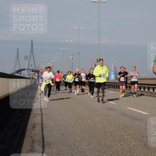 03.10.2025 - Köhlbrandbrückenlauf Fabian Wolf http://msf.ph/oto/9044152 03.10.2025 09:56:56 Position 3 3, 15 meine-sportfotos.de