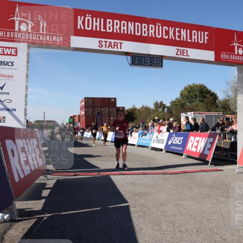 03.10.2025 - Köhlbrandbrückenlauf Lena Gebhardt http://msf.ph/oto/9044156 03.10.2025 13:19:37 Ziel 4691, 4971, 4981, 5009, 5148, 5405, 5578, 5647, 5648, 5650, 5838, 5931, 5975, 6382, 6383, 6600, 6753, 6776 meine-sportfotos.de