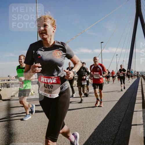 03.10.2025 - Köhlbrandbrückenlauf Michael Burmester http://msf.ph/oto/9044182 03.10.2025 12:25:55 Position 1 4196 meine-sportfotos.de