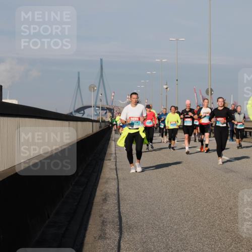 03.10.2025 - Köhlbrandbrückenlauf Fabian Wolf http://msf.ph/oto/9044221 03.10.2025 09:56:58 Position 3 1220 meine-sportfotos.de