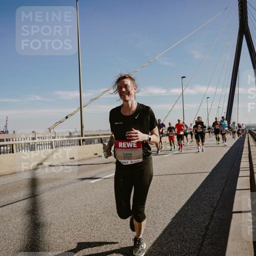 03.10.2025 - Köhlbrandbrückenlauf Michael Burmester http://msf.ph/oto/9044233 03.10.2025 12:25:57 Position 1 6721 meine-sportfotos.de