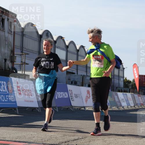 03.10.2025 - Köhlbrandbrückenlauf Luisa Fischer http://msf.ph/oto/9044267 03.10.2025 13:41:11 Ziel 5116, 5121, 5197, 5421, 6317, 6437 meine-sportfotos.de