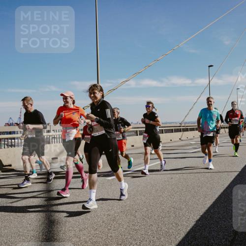 03.10.2025 - Köhlbrandbrückenlauf Michael Burmester http://msf.ph/oto/9044281 03.10.2025 12:26:01 Position 1 6764 meine-sportfotos.de
