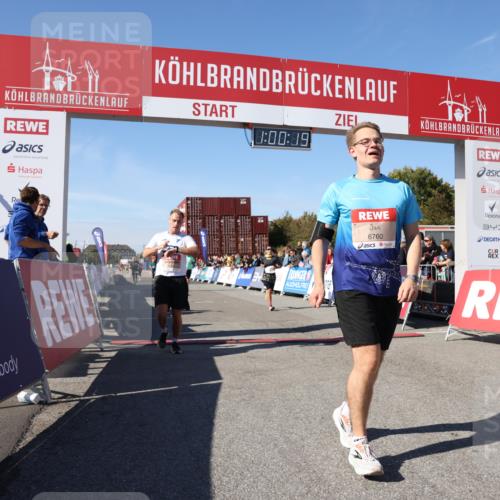 03.10.2025 - Köhlbrandbrückenlauf Lena Gebhardt http://msf.ph/oto/9044317 03.10.2025 13:00:19 Ziel 4020, 4192, 4250, 4275, 6097, 6203, 6236, 6707, 6760, 6798 meine-sportfotos.de