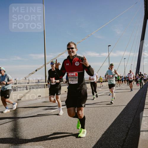 03.10.2025 - Köhlbrandbrückenlauf Michael Burmester http://msf.ph/oto/9044320 03.10.2025 12:26:03 Position 1 6696 meine-sportfotos.de