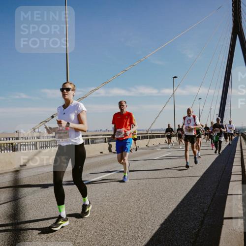 03.10.2025 - Köhlbrandbrückenlauf Michael Burmester http://msf.ph/oto/9044347 03.10.2025 12:26:05 Position 1 4584 meine-sportfotos.de