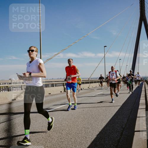 03.10.2025 - Köhlbrandbrückenlauf Michael Burmester http://msf.ph/oto/9044353 03.10.2025 12:26:05 Position 1 4584 meine-sportfotos.de