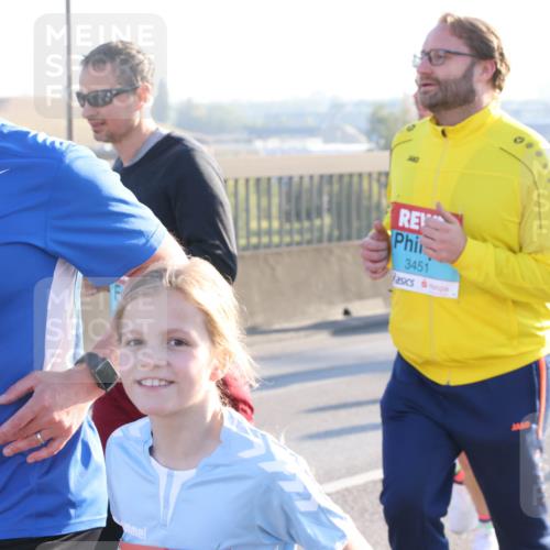 03.10.2025 - Köhlbrandbrückenlauf Lena Gebhardt http://msf.ph/oto/9044373 03.10.2025 09:27:11 Position 1 2862, 3451 meine-sportfotos.de