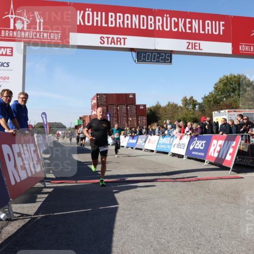 03.10.2025 - Köhlbrandbrückenlauf Lena Gebhardt http://msf.ph/oto/9044445 03.10.2025 13:00:25 Ziel 4163, 4172, 4250, 4275, 6236, 6490, 6707, 6714, 6760 meine-sportfotos.de