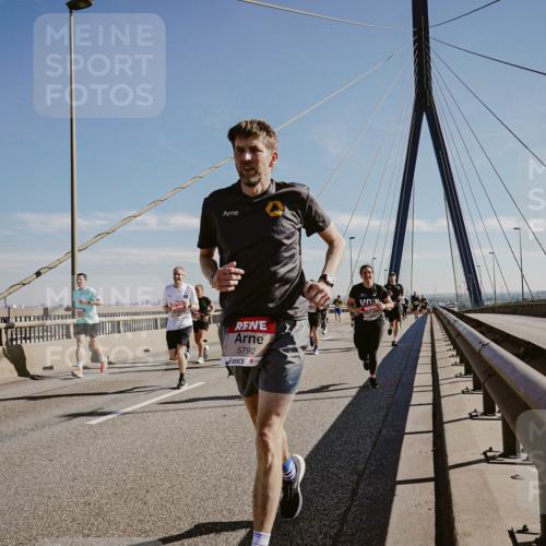 03.10.2025 - Köhlbrandbrückenlauf Michael Burmester http://msf.ph/oto/9044455 03.10.2025 12:26:14 Position 1 5792 meine-sportfotos.de