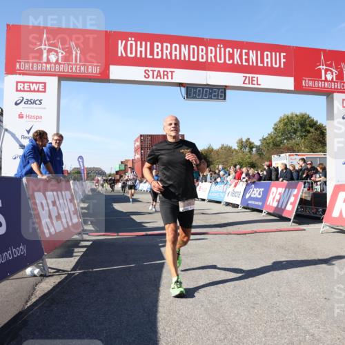 03.10.2025 - Köhlbrandbrückenlauf Lena Gebhardt http://msf.ph/oto/9044467 03.10.2025 13:00:26 Ziel 4163, 4172, 4250, 4275, 4622, 4850, 5664, 6236, 6490, 6707, 6714, 6760 meine-sportfotos.de