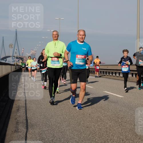 03.10.2025 - Köhlbrandbrückenlauf Fabian Wolf http://msf.ph/oto/9044473 03.10.2025 09:57:08 Position 3 1843, 2, 3459, 4685 meine-sportfotos.de