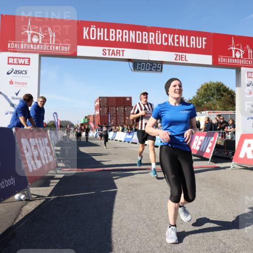 03.10.2025 - Köhlbrandbrückenlauf Lena Gebhardt http://msf.ph/oto/9044523 03.10.2025 13:00:29 Ziel 4163, 4172, 4275, 4299, 4622, 4850, 5664, 6236, 6373, 6490, 6707, 6714 meine-sportfotos.de