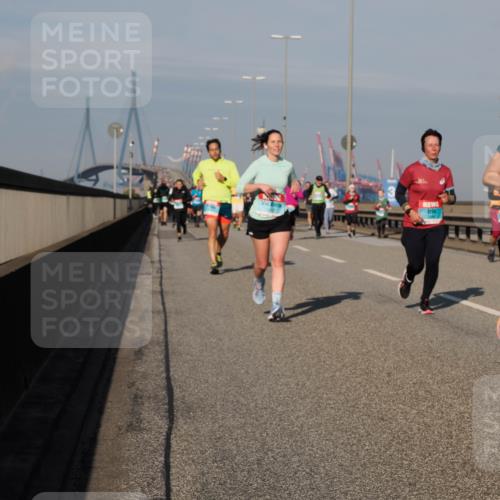 03.10.2025 - Köhlbrandbrückenlauf Fabian Wolf http://msf.ph/oto/9044606 03.10.2025 09:57:13 Position 3 2025, 1460 meine-sportfotos.de