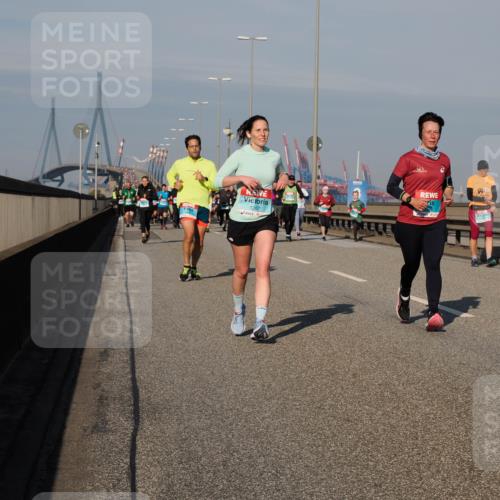03.10.2025 - Köhlbrandbrückenlauf Fabian Wolf http://msf.ph/oto/9044622 03.10.2025 09:57:14 Position 3 1267 meine-sportfotos.de