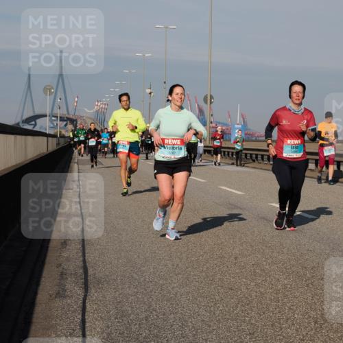 03.10.2025 - Köhlbrandbrückenlauf Fabian Wolf http://msf.ph/oto/9044627 03.10.2025 09:57:14 Position 3 1267, 3596 meine-sportfotos.de