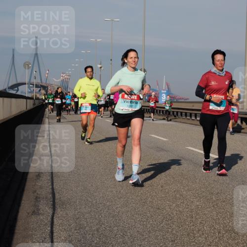 03.10.2025 - Köhlbrandbrückenlauf Fabian Wolf http://msf.ph/oto/9044633 03.10.2025 09:57:14 Position 3 1267 meine-sportfotos.de
