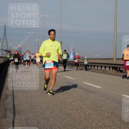 03.10.2025 - Köhlbrandbrückenlauf Fabian Wolf http://msf.ph/oto/9044685 03.10.2025 09:57:17 Position 3  meine-sportfotos.de