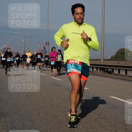 03.10.2025 - Köhlbrandbrückenlauf Fabian Wolf http://msf.ph/oto/9044725 03.10.2025 09:57:18 Position 3 3601 meine-sportfotos.de