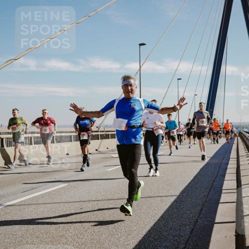 03.10.2025 - Köhlbrandbrückenlauf Michael Burmester http://msf.ph/oto/9044762 03.10.2025 12:26:46 Position 1  meine-sportfotos.de
