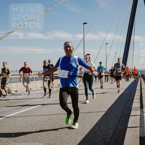 03.10.2025 - Köhlbrandbrückenlauf Michael Burmester http://msf.ph/oto/9044772 03.10.2025 12:26:46 Position 1  meine-sportfotos.de