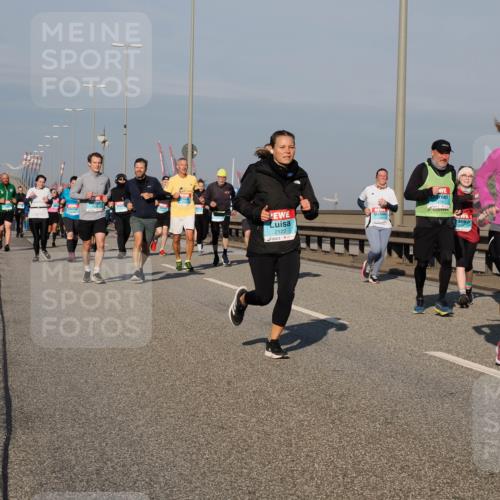 03.10.2025 - Köhlbrandbrückenlauf Fabian Wolf http://msf.ph/oto/9044798 03.10.2025 09:57:22 Position 3 2122 meine-sportfotos.de