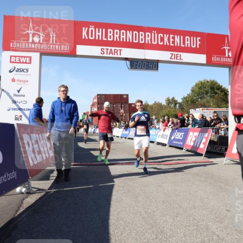 03.10.2025 - Köhlbrandbrückenlauf Lena Gebhardt http://msf.ph/oto/9044808 03.10.2025 13:00:40 Ziel 4016, 4018, 4172, 4228, 4299, 4622, 4763, 4850, 5011, 5664, 6373 meine-sportfotos.de