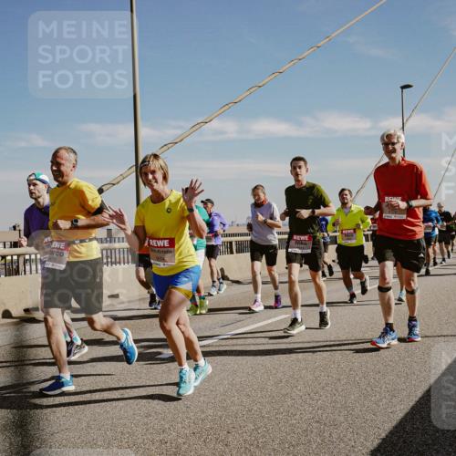 03.10.2025 - Köhlbrandbrückenlauf Michael Burmester http://msf.ph/oto/9044898 03.10.2025 12:26:57 Position 1  meine-sportfotos.de