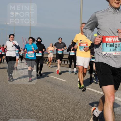 03.10.2025 - Köhlbrandbrückenlauf Fabian Wolf http://msf.ph/oto/9044928 03.10.2025 09:57:28 Position 3 19, 1108 meine-sportfotos.de